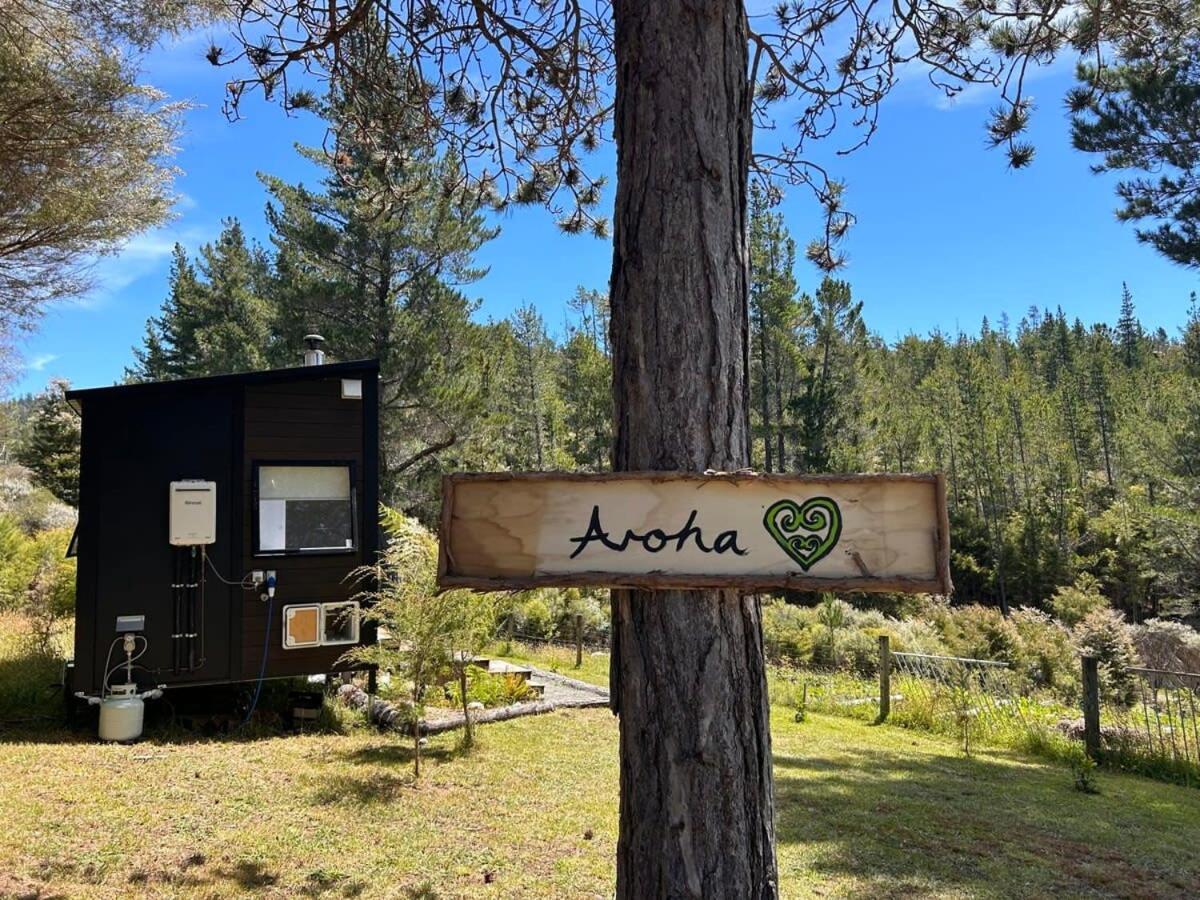 Ruru Tiny House By Tiny Away Vila Rangihaeata Exterior foto